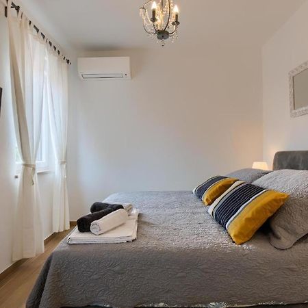 Apartments Dream In Arena 1 Pula Center Free Parking エクステリア 写真