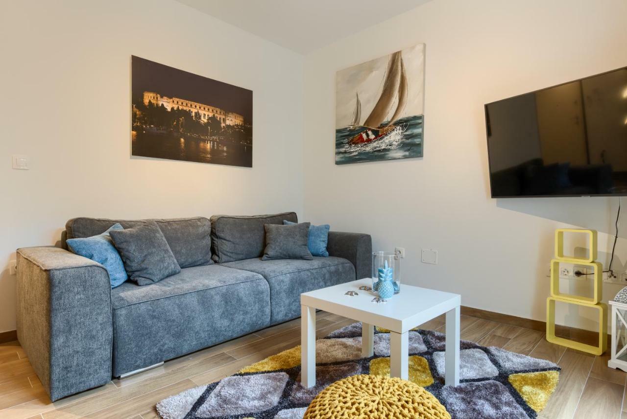 Apartments Dream In Arena 1 Pula Center Free Parking エクステリア 写真