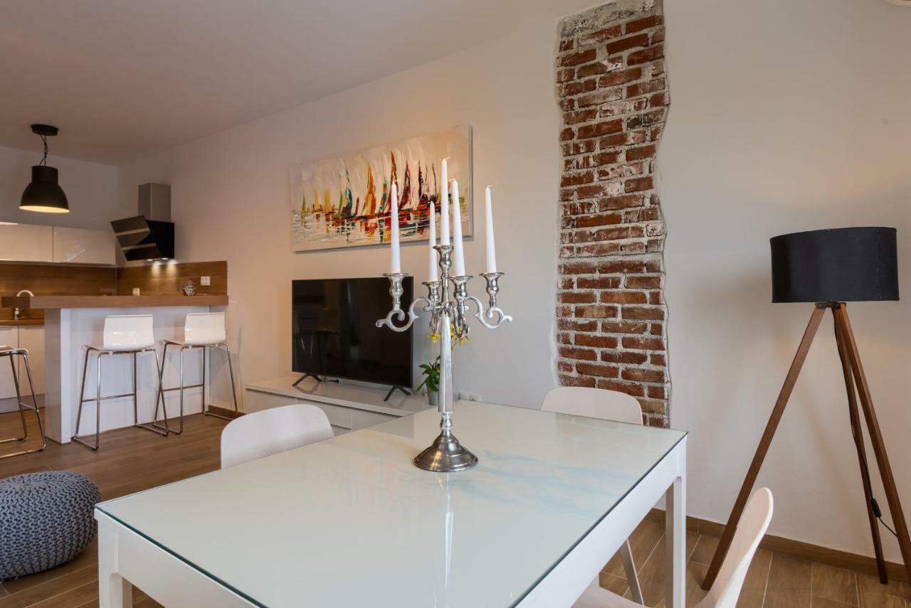 Apartments Dream In Arena 1 Pula Center Free Parking エクステリア 写真