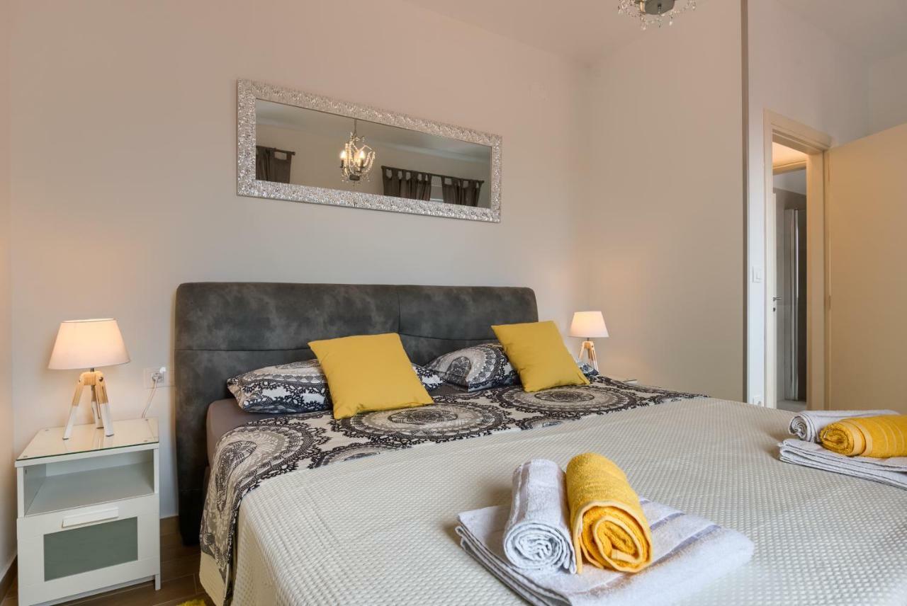 Apartments Dream In Arena 1 Pula Center Free Parking エクステリア 写真